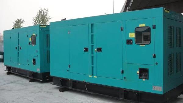 灵宝康明斯400kw大型柴油二手发电机组